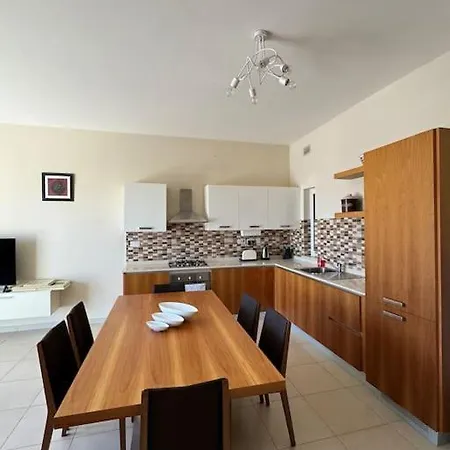 Daire Magic With Views 2 Minutes From Sea