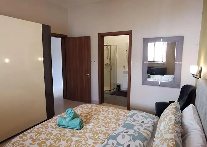 Magic With Views 2 Minutes From Sea Апартаменты