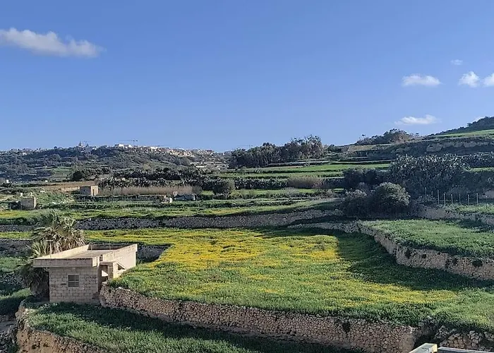 Апартаменты Magic With Views 2 Minutes From Sea *